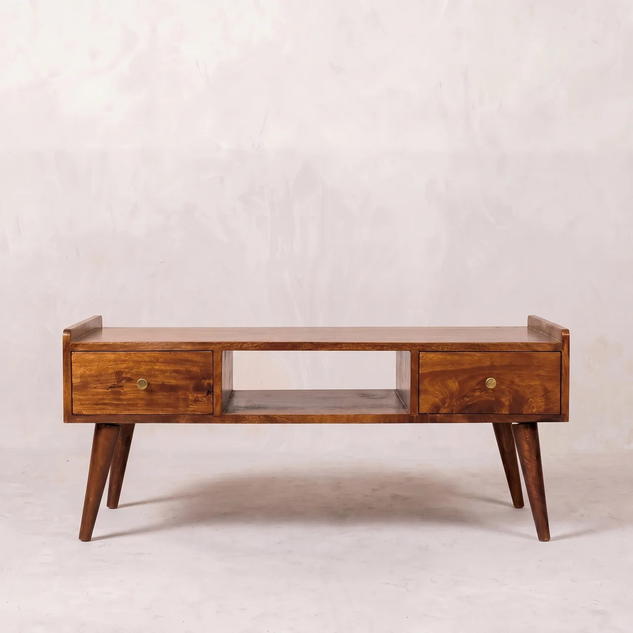 Elevated Chestnut Media Unit