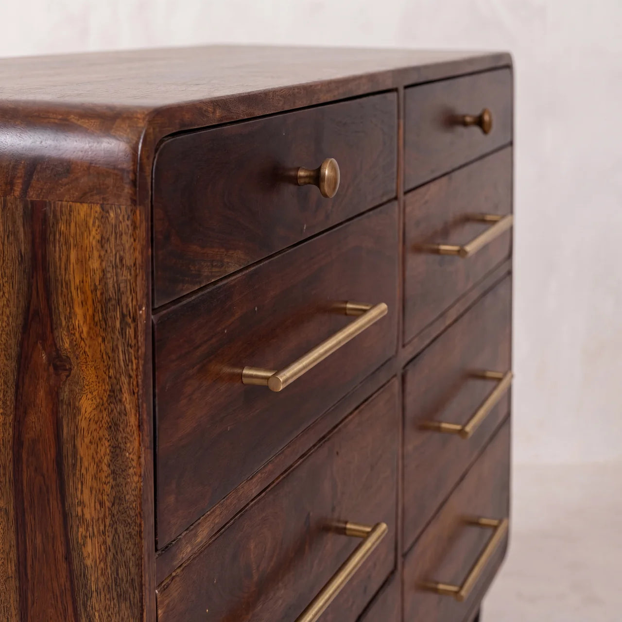 Valenza Six-Drawer Chest