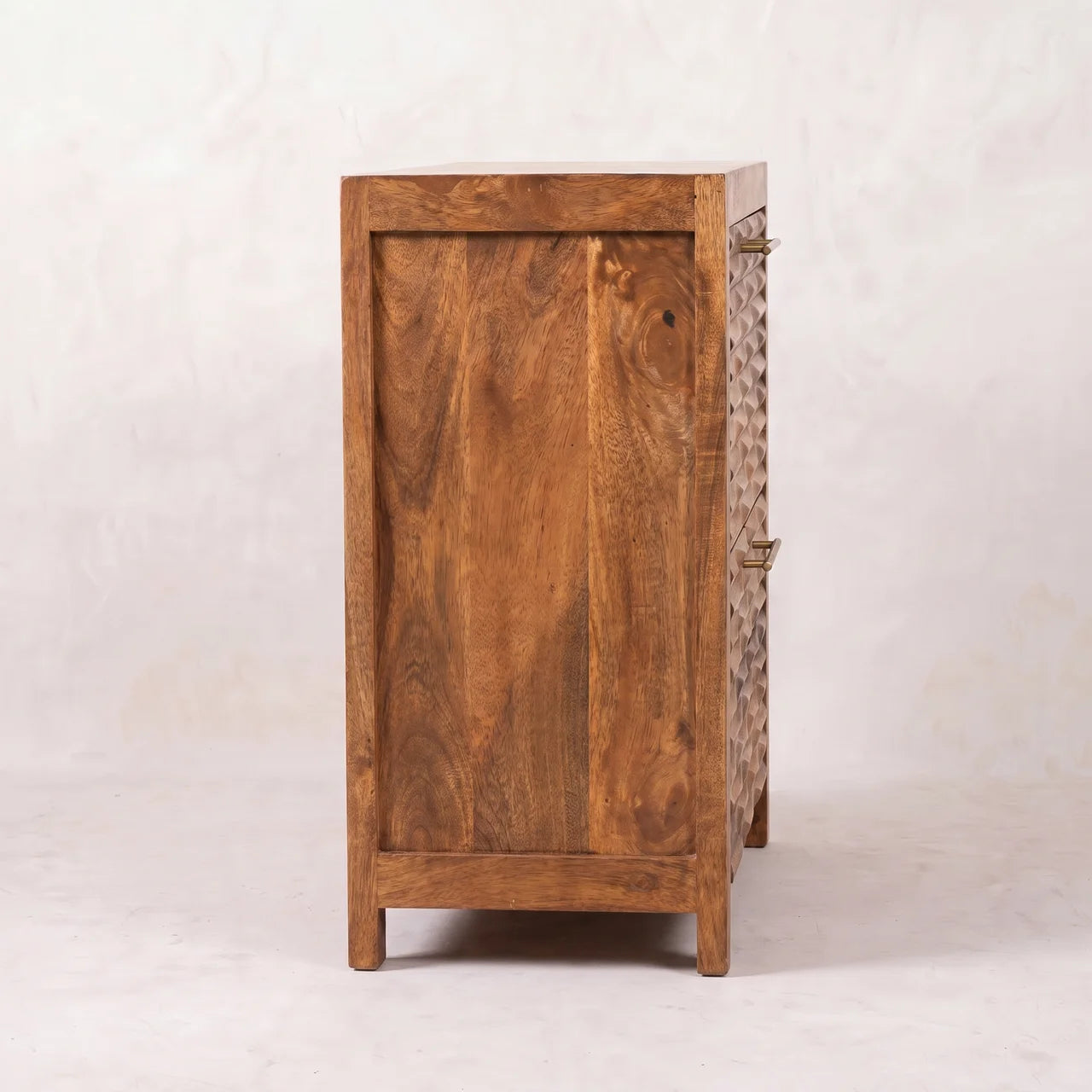 Amber Wavefront Cabinet